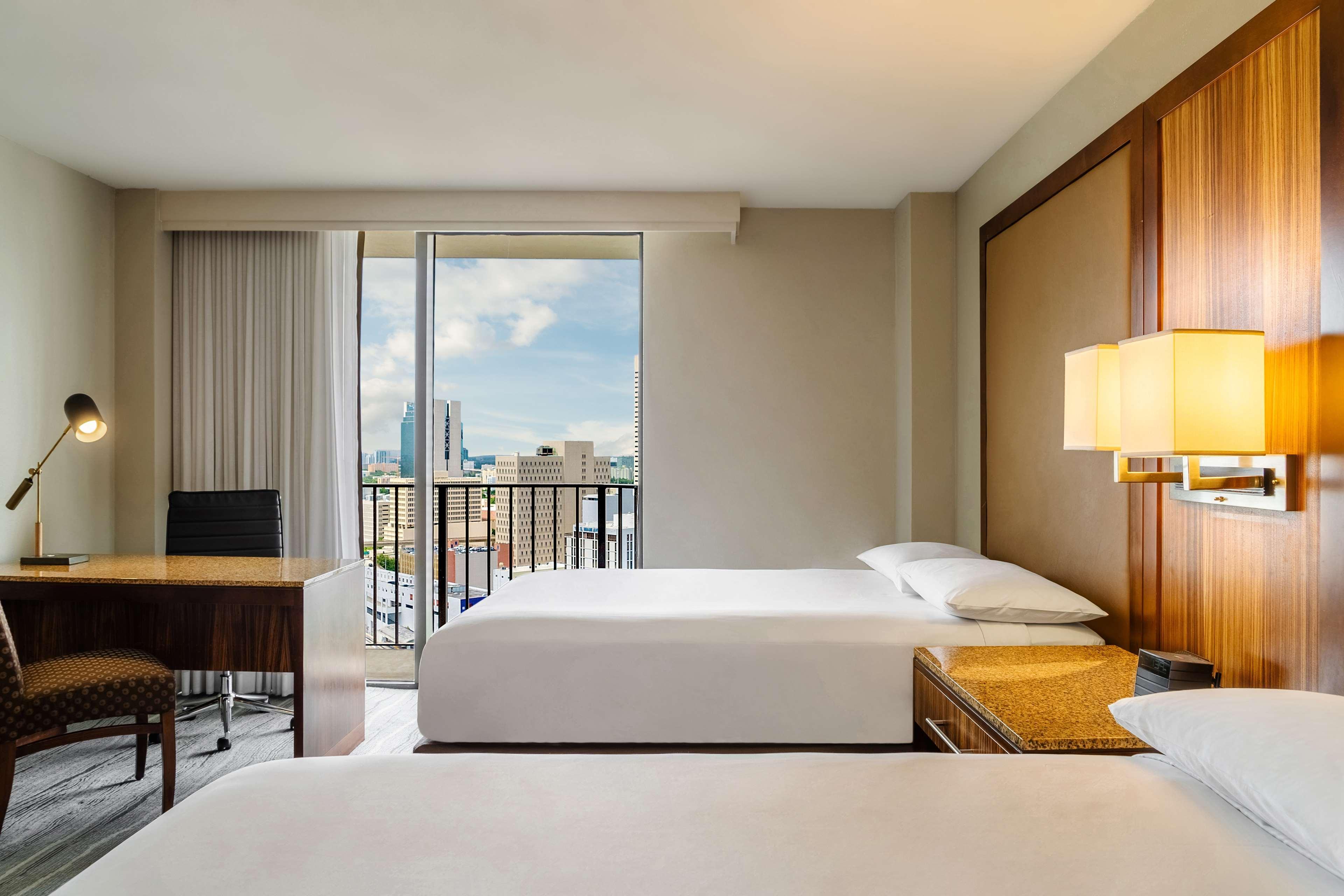 Hyatt Regency Miami Hotel Exterior photo